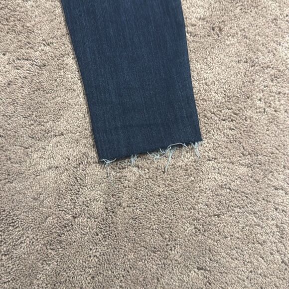 Judy blue dark skinny denim! Super stretchy! Great condition. 3/27 - Picture 7 of 7